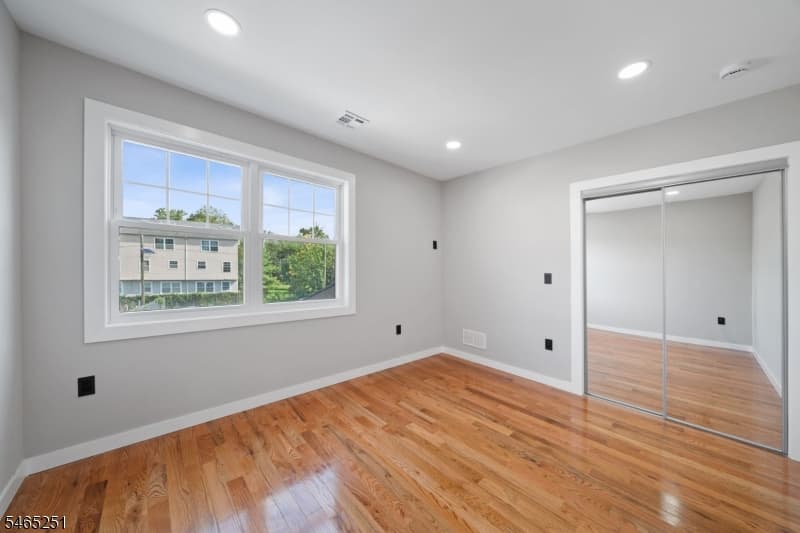 1123 Thompson Ave, Roselle Boro photo 25