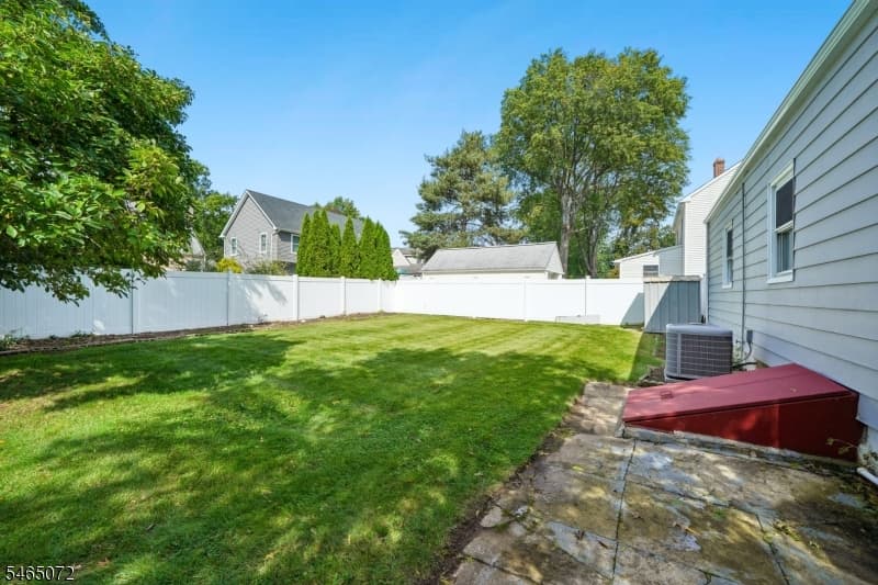 5 Omaha Dr, Cranford Twp. photo 32