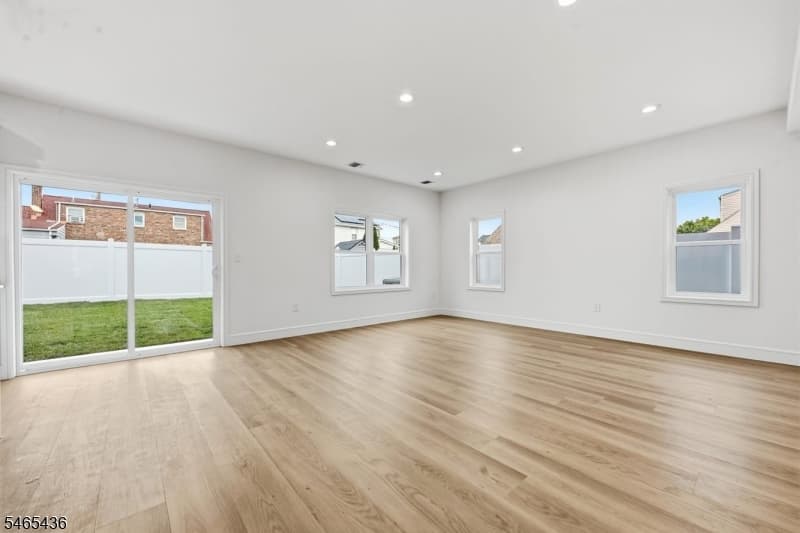 807 Dennis Pl, Linden City photo 17