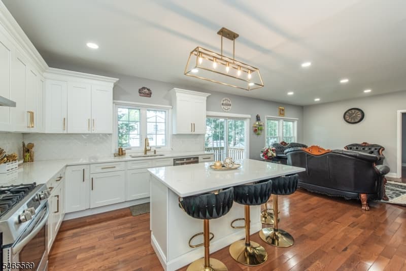 767 Hemlock Rd, Union Twp. photo 10