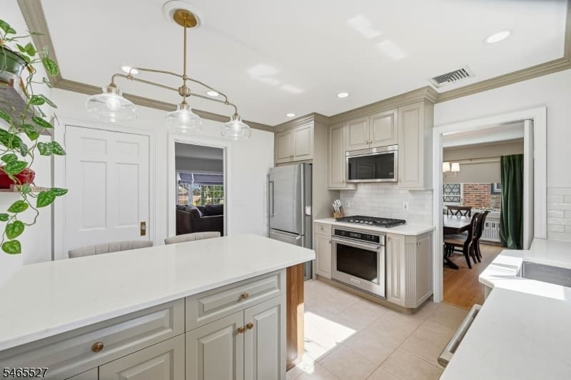 2766 Larchmont Rd, Union Twp. photo 8
