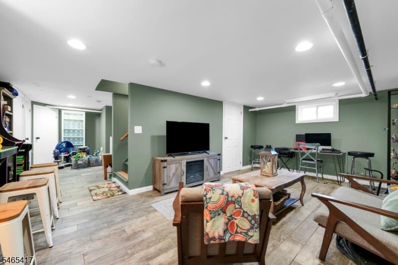 644 Golf Ter, Union Twp. photo 19