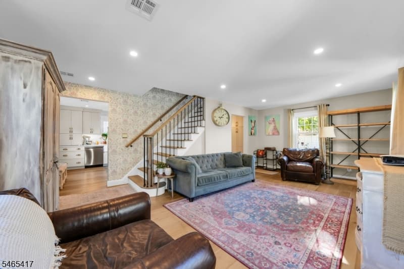 644 Golf Ter, Union Twp. photo 5
