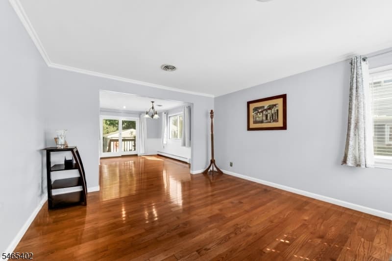 9 Shetland Dr, Clark Twp. photo 3