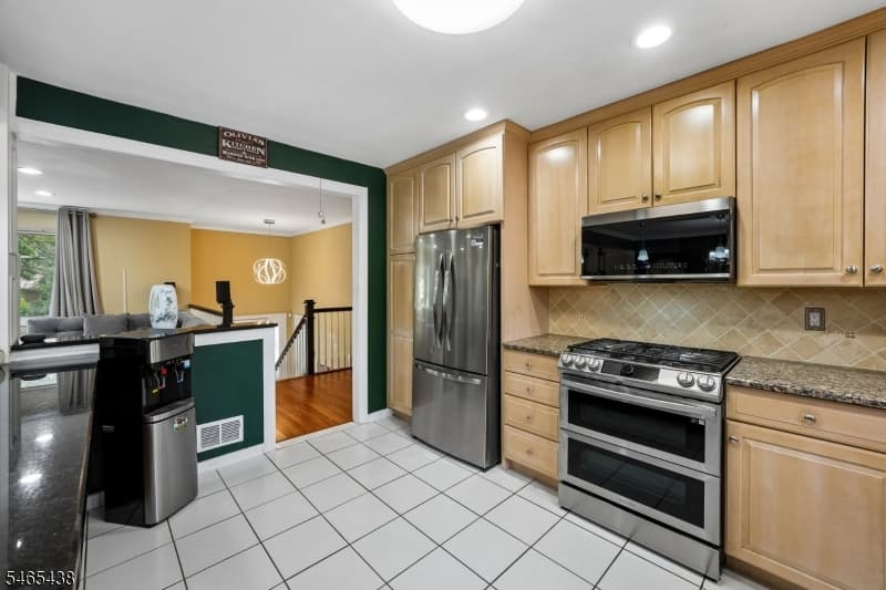 564 Mountain Ave, Springfield Twp. photo 12