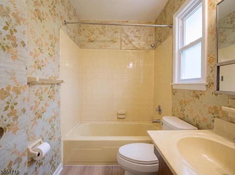 1 Arthur St, Roselle Boro photo 13