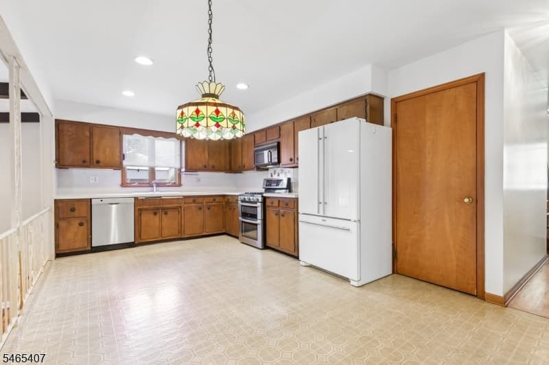 25 Wardle Ave, Berkeley Heights Twp. photo 7