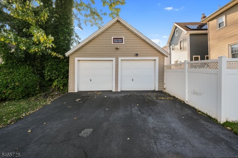 646 E 2ND AVE, Roselle Boro photo 23