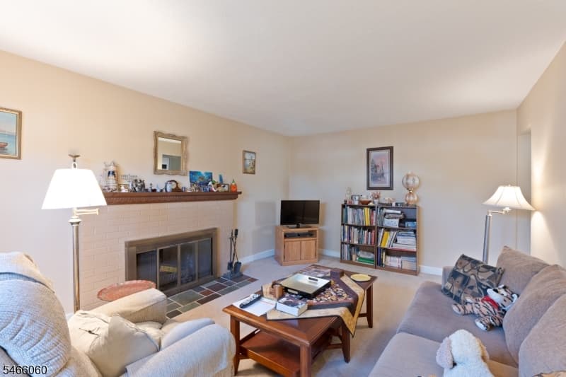 439 Wheaton Rd, Union Twp. photo 5