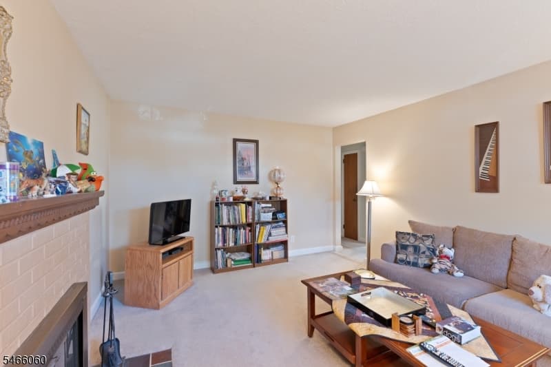 439 Wheaton Rd, Union Twp. photo 6