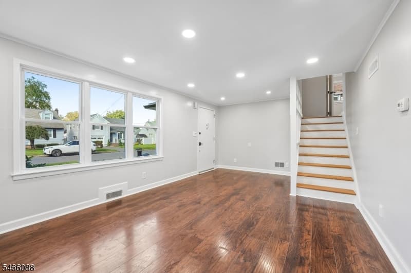 529 Richfield Ave, Kenilworth Boro photo 4