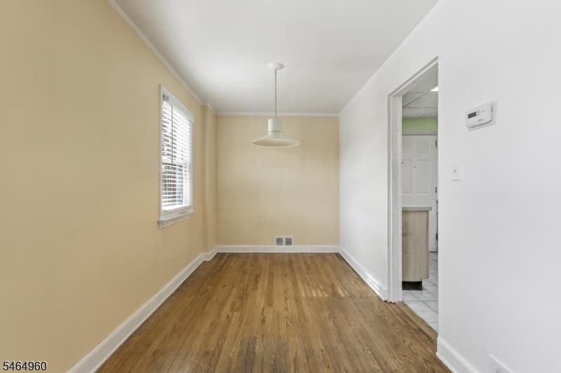 1118 W Henry St, Linden City photo 11