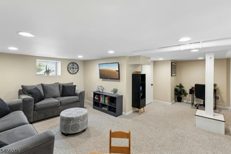 862 Dorian Rd, Westfield Town photo 32