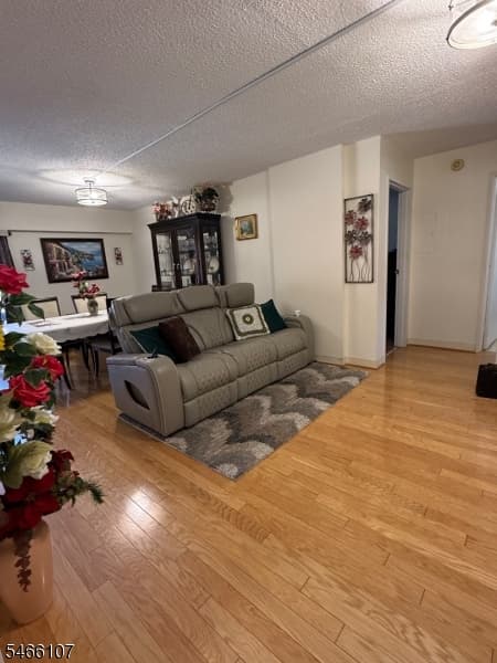 10 N Wood Ave, Linden City photo 6