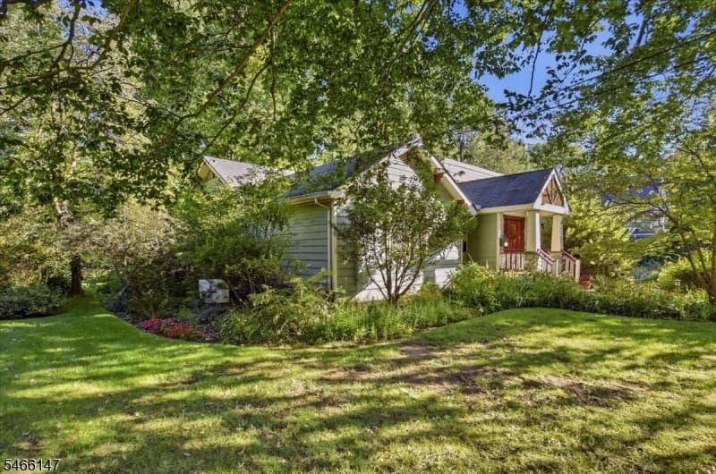 2032 Brookside Dr, Scotch Plains Twp. photo 3