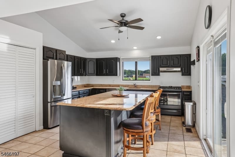 335 Coolidge Drive, Kenilworth Boro photo 12