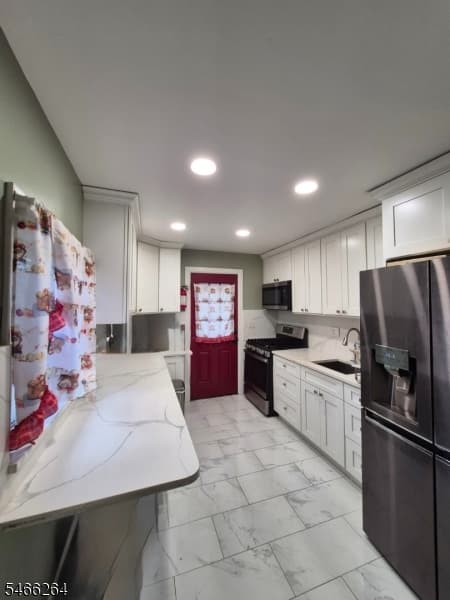 66 Independence Dr, Roselle Boro photo 10