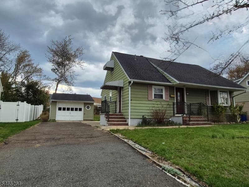 66 Independence Dr, Roselle Boro photo 2