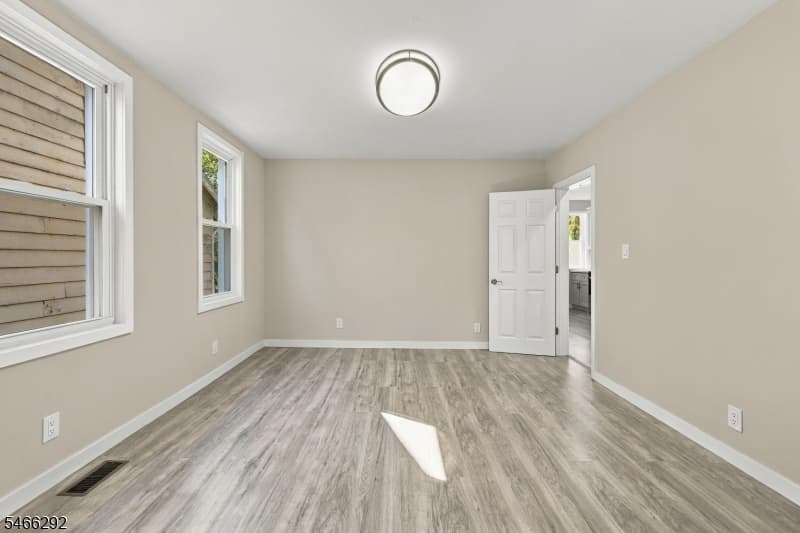 129 Laurel Ave, Union Twp. photo 15