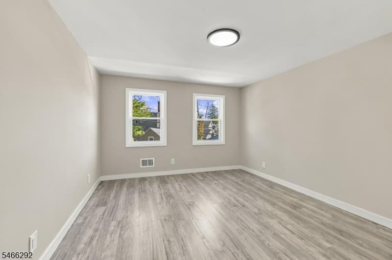 129 Laurel Ave, Union Twp. photo 9