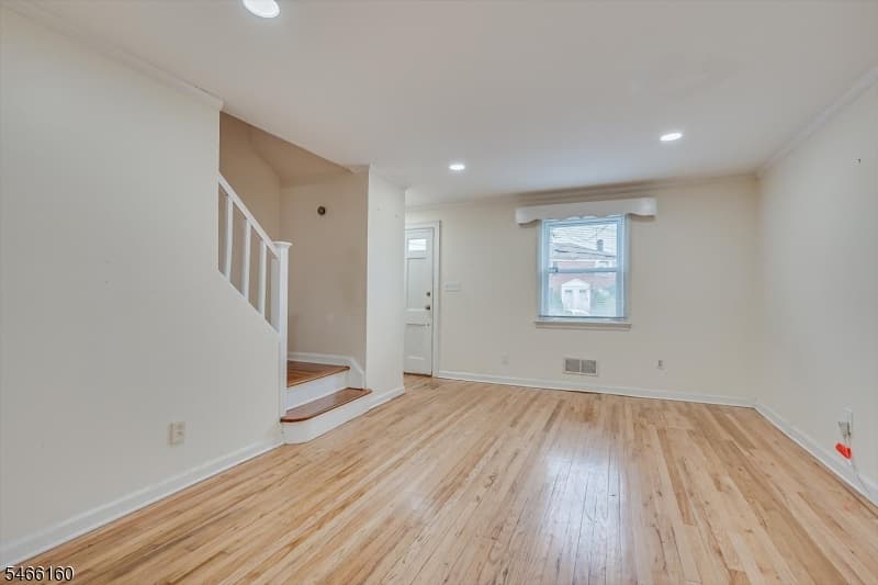 25 Park Ter, Cranford Twp. photo 5