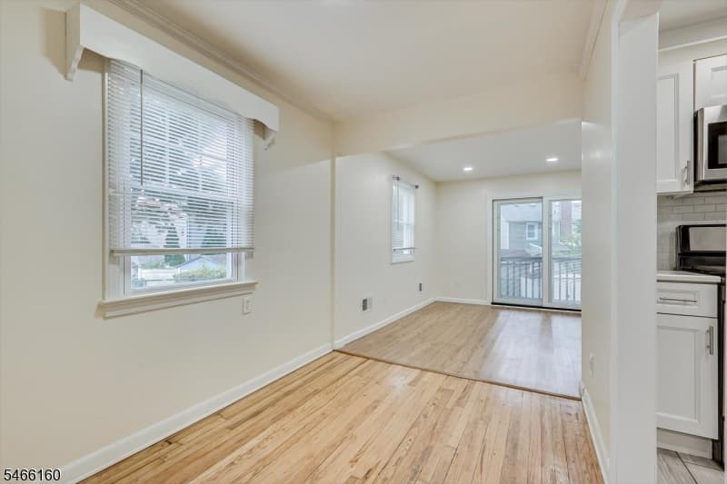 25 Park Ter, Cranford Twp. photo 6