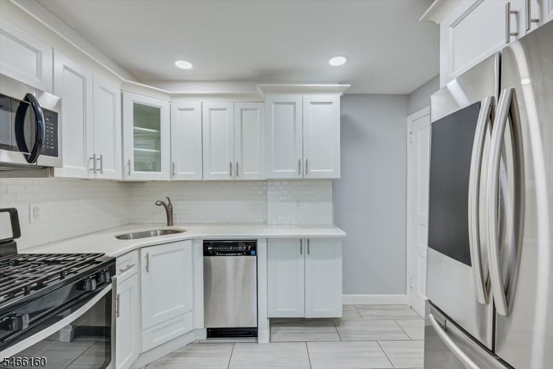 25 Park Ter, Cranford Twp. photo 9