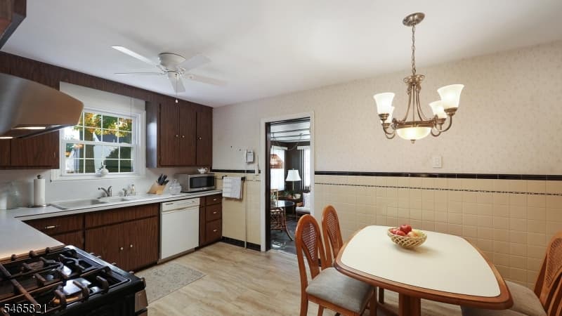 399 Huntington Rd, Union Twp. photo 10