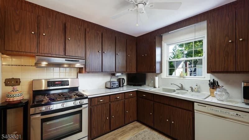 399 Huntington Rd, Union Twp. photo 11