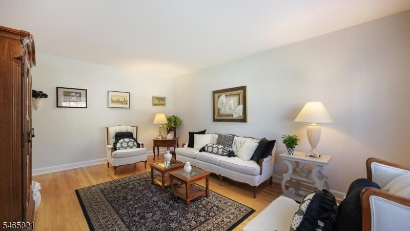 399 Huntington Rd, Union Twp. photo 9