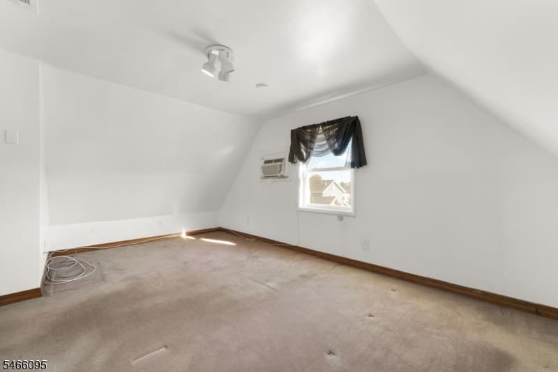 532 Leo St, Hillside Twp. photo 18