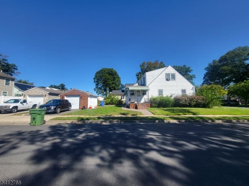 350 Elmwood Ter, Linden City photo 3