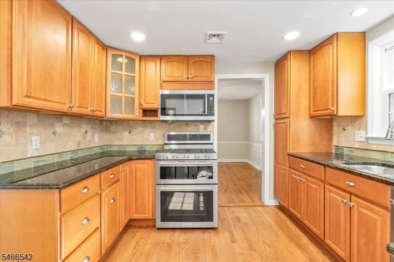 16 Hillside Pl, Cranford Twp. photo 15