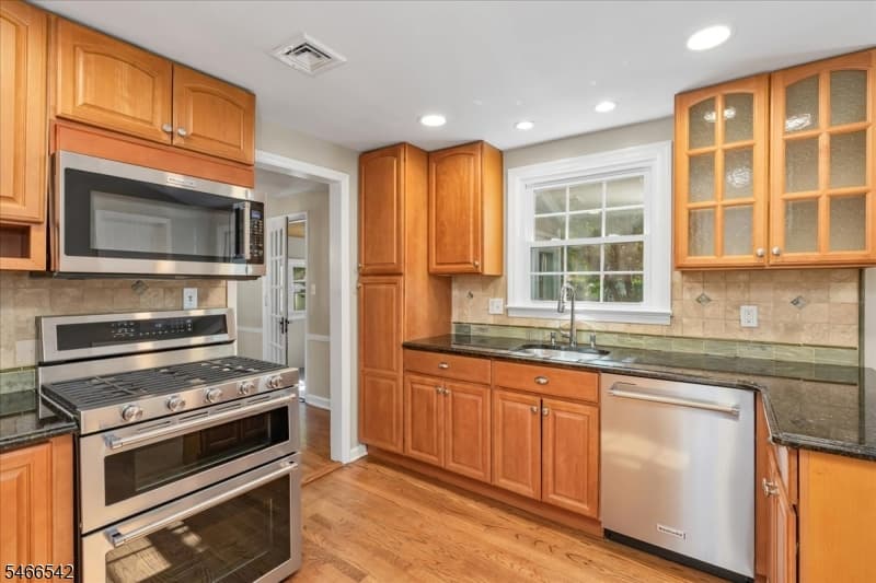 16 Hillside Pl, Cranford Twp. photo 17