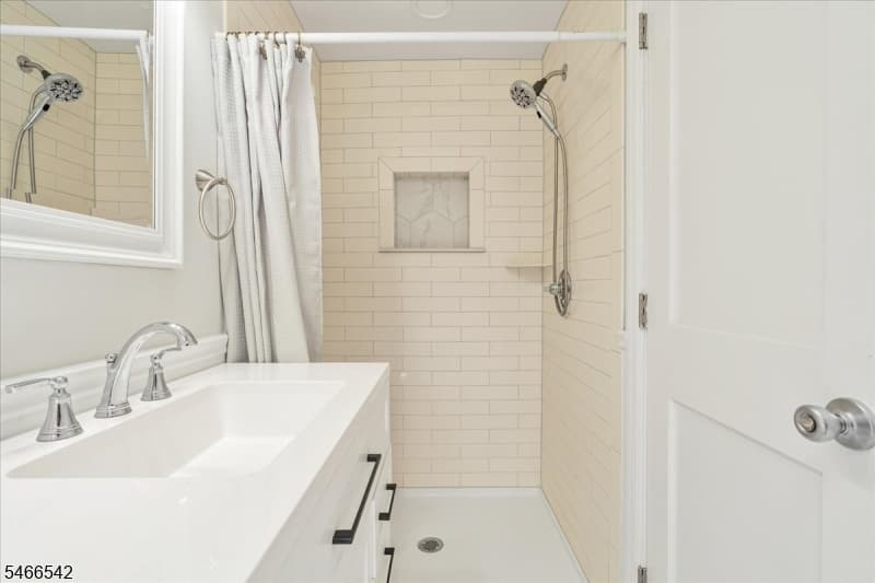16 Hillside Pl, Cranford Twp. photo 19