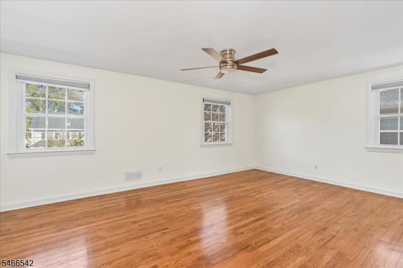 16 Hillside Pl, Cranford Twp. photo 32