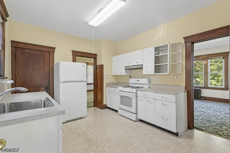 412 N Park Ave, Linden City photo 15