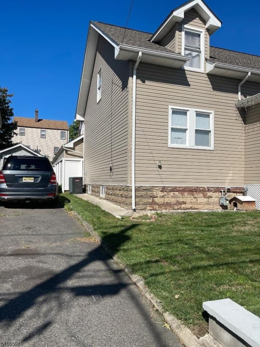1620 Crescent Ave, Hillside Twp. photo 3