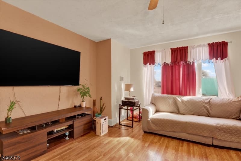 457 Maple Ave, Elizabeth City photo 4