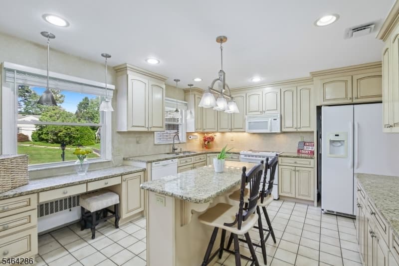 351 Old Tote Rd, Mountainside Boro photo 8