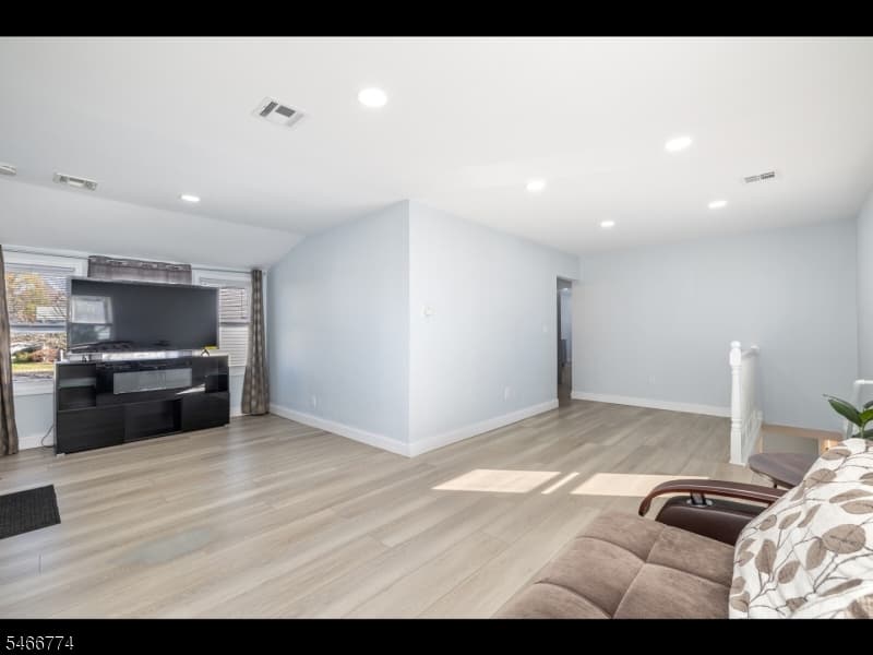 57 Harding Ave, Clark Twp. photo 6