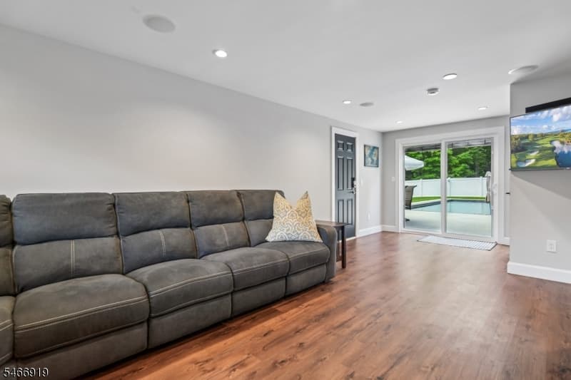 25 Ascot Way, Summit City photo 35