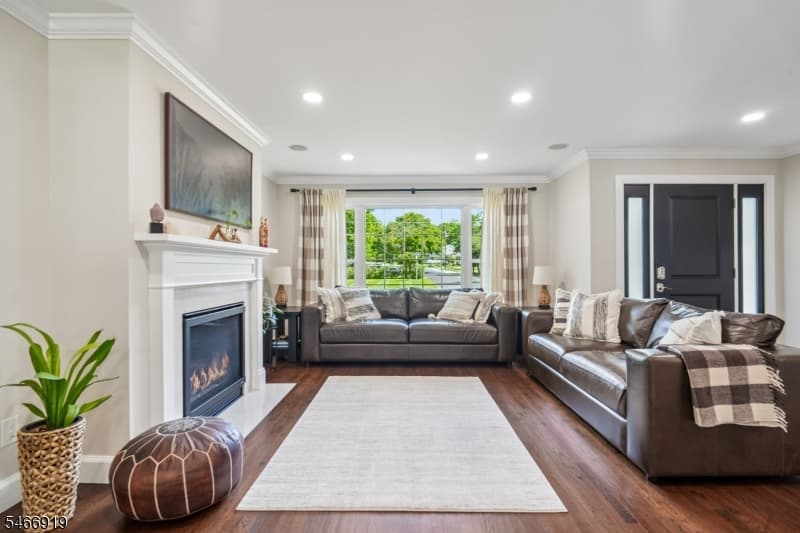 25 Ascot Way, Summit City photo 4