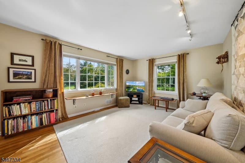 43 Miele Pl, Summit City photo 3