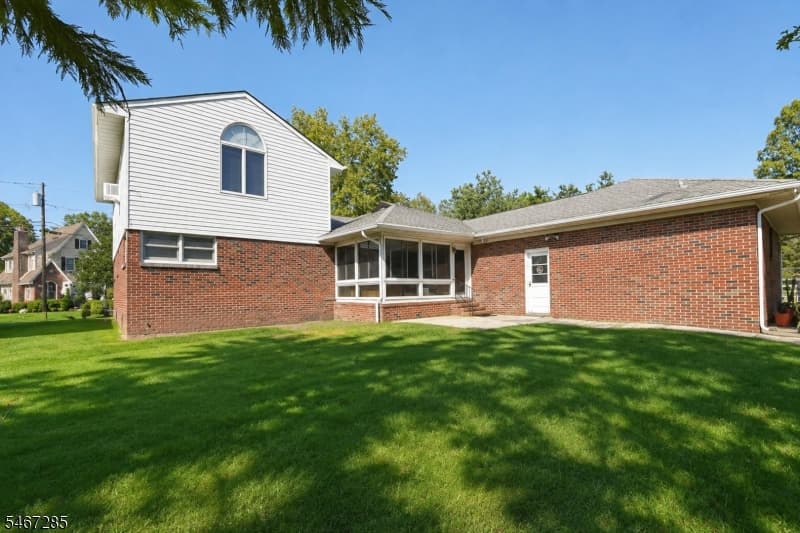 675 Pierpont St, Rahway City photo 8