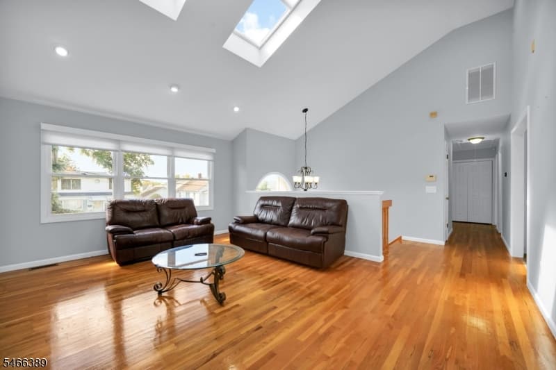 2583 Doris Ave, Union Twp. photo 6