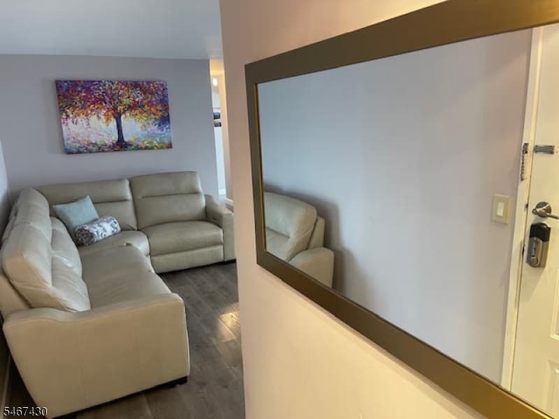 1150-1190 W Saint George C31, Linden City photo 4