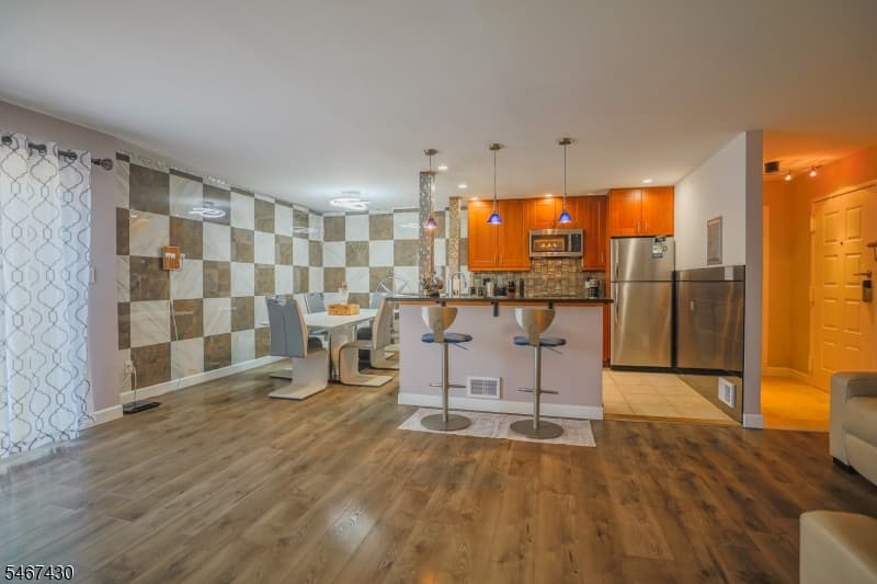 1150-1190 W Saint George C31, Linden City photo 8