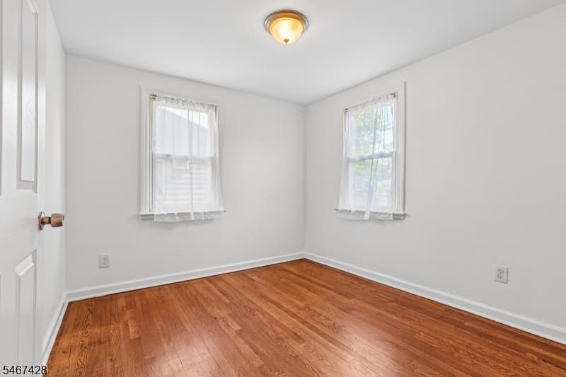 239 Bradford Ave, Linden City photo 17