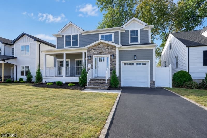 204 Hoover Pl, Union Twp. photo 2